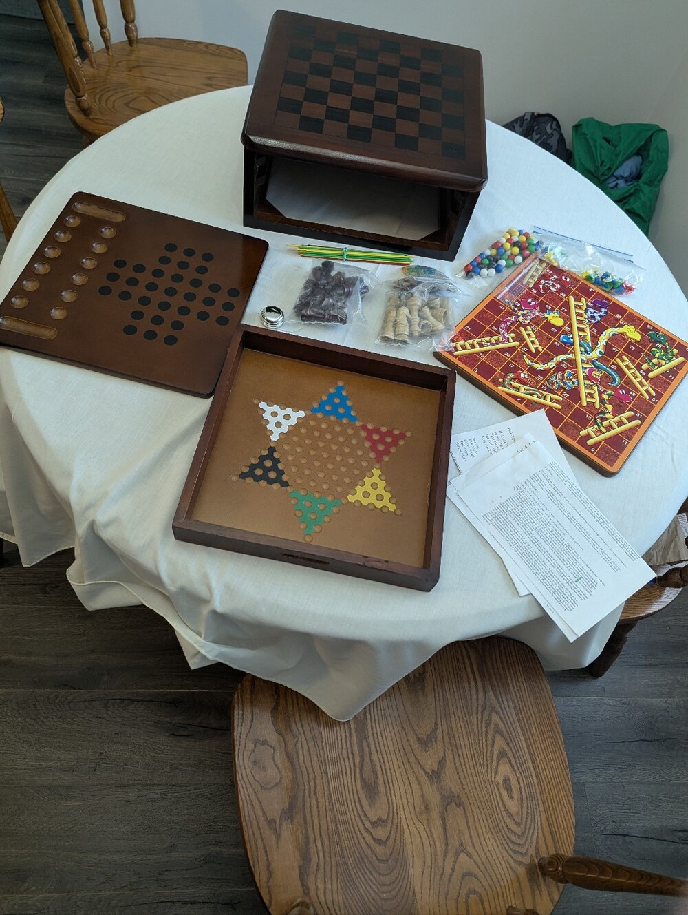 Cardinal Wooden 11 In One Game Set. Vintage. Checker, Chest, Solitaire,Etc. EUC.
